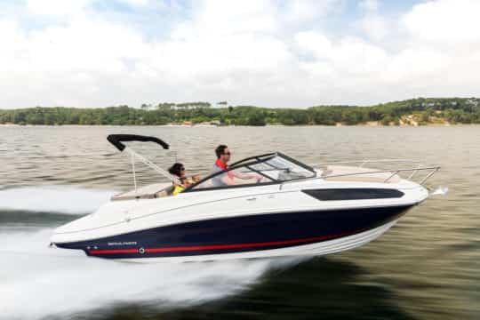 A Bayliner VR5 Cuddy Boat For Sale UK at Bates Wharf Marine Sales