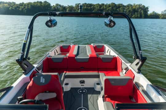 Bayliner Heyday WT-Surf boat for sale UK at Bates Wharf