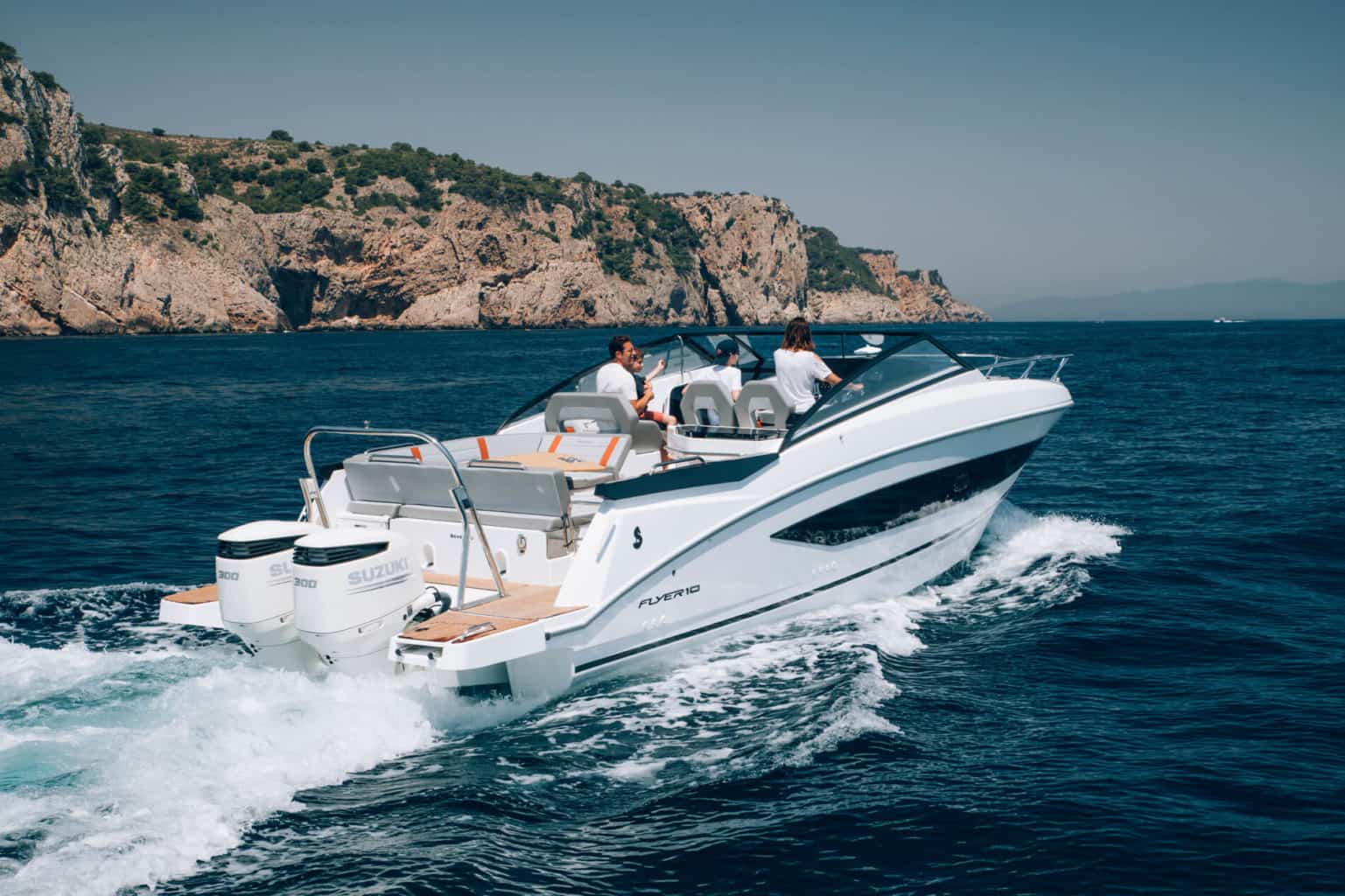 The Beneteau Flyer 10 for sale UK at Bates Wharf