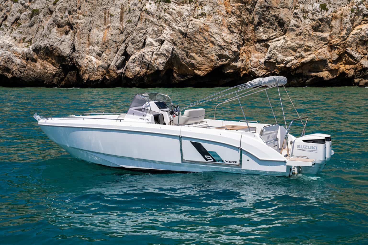 The Beneteau Flyer 9 Spacedeck at Bates Wharf Marine Sales