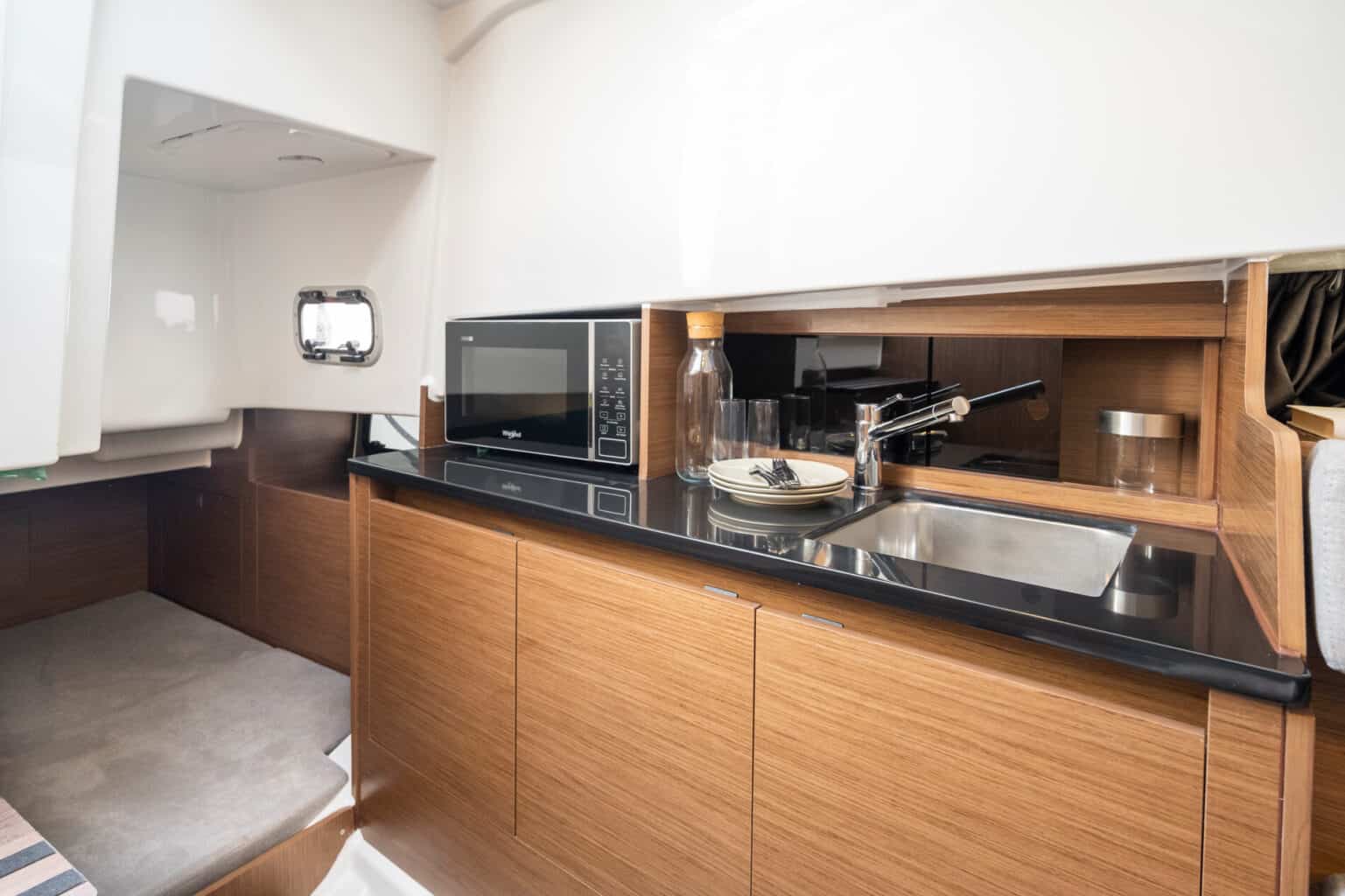 The utilities of the Beneteau Flyer 9 Spacedeck for sale UK at Bates Wharf 